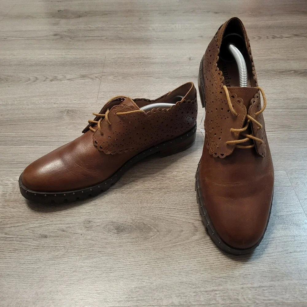 Sundance Brown Leather Scalloped Oxford Lug Sole Studded Shoes EU size 41 US 10